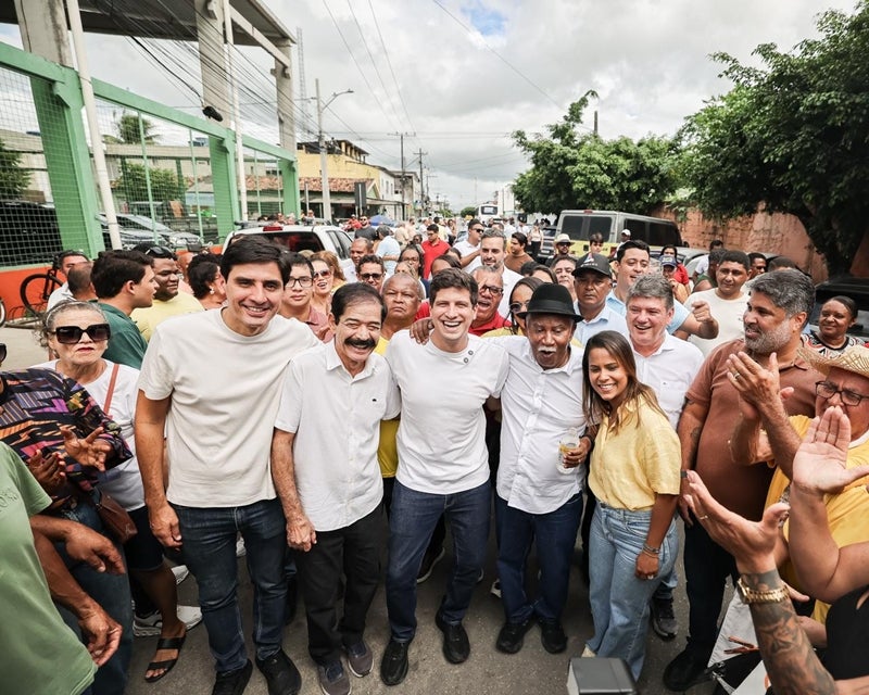 Em Carpina, João Campos faz rodada de escuta da população e elenca água e PE-90 como prioridades