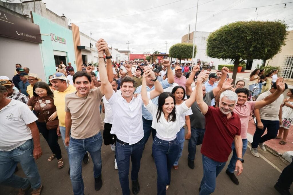 No São Francisco, João Campos inaugura tribuna para escuta popular e promete redução de impostos para a caprinovinocultura