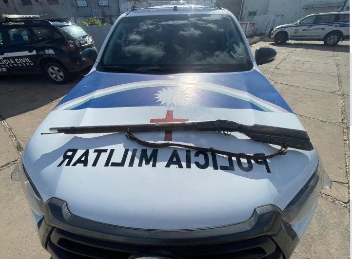 Policiais Militares da 4ª CIPM apreendem espingarda artesanal na zona rural de Petrolândia