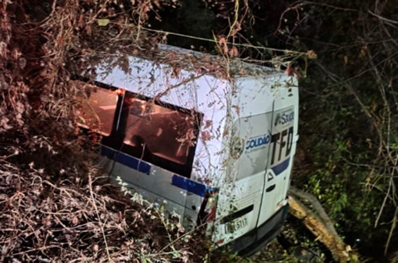 Acidente com veículo do TFD deixa feridos em Afogados da Ingazeira