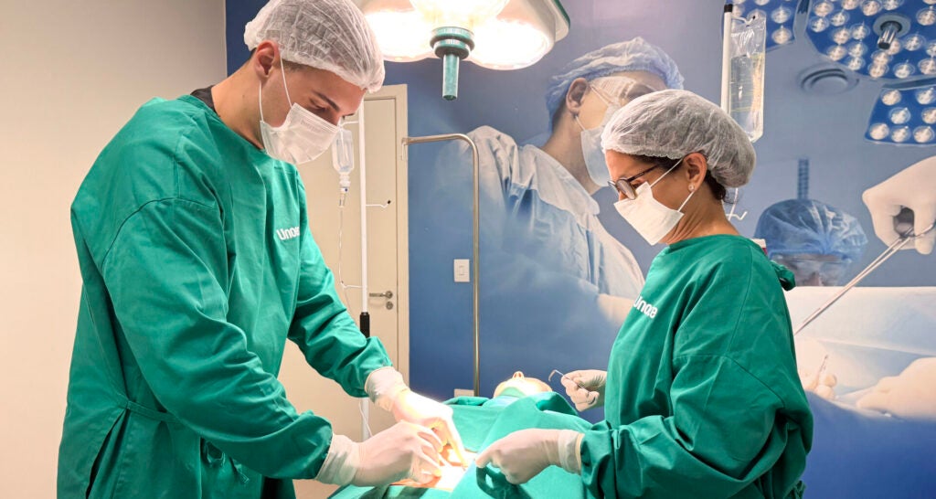 O que faz uma faculdade de Medicina ser realmente boa? Qualidade ganha força após resultados do Enamed
