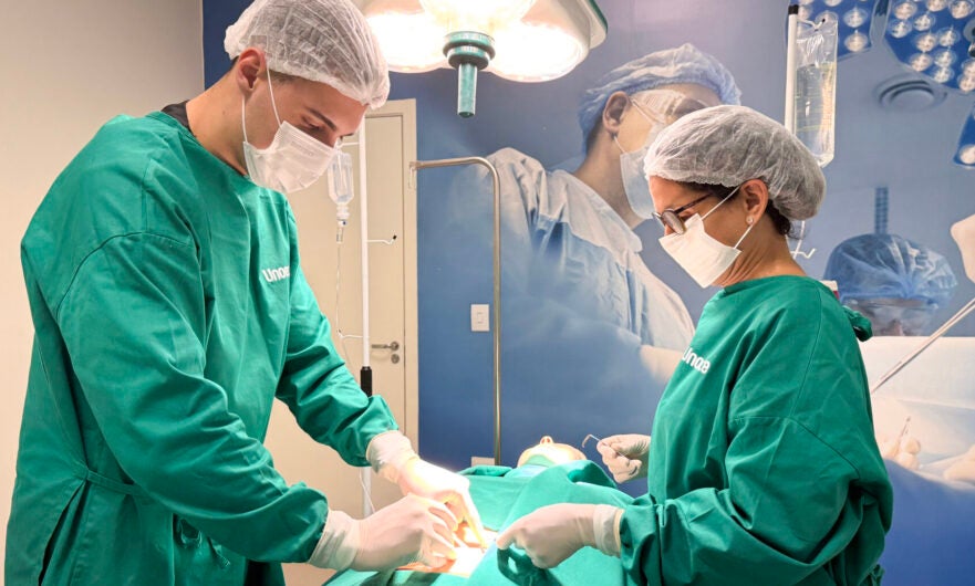 O que faz uma faculdade de Medicina ser realmente boa? Qualidade ganha força após resultados do Enamed