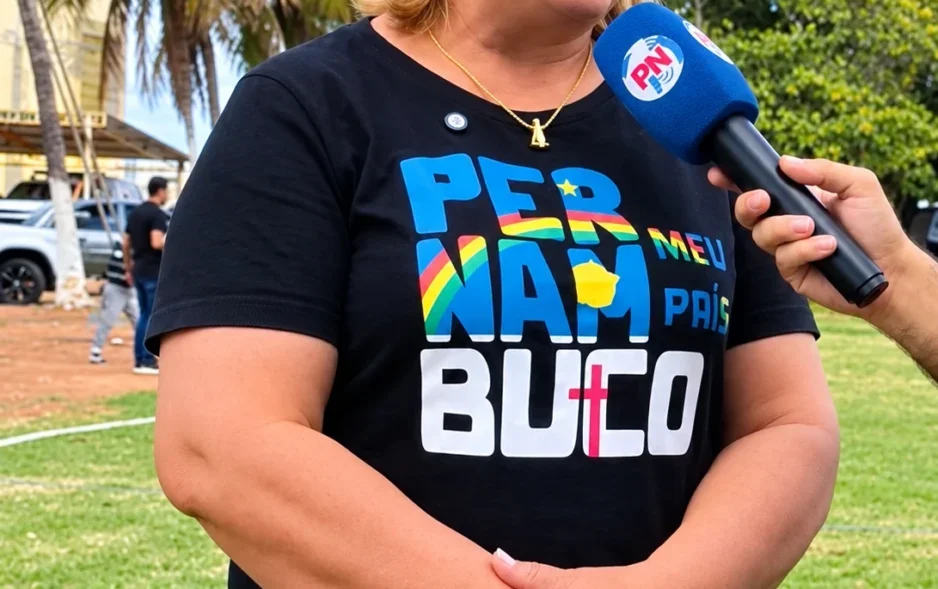 Em Petrolândia, Regina da Saúde destaca trabalho de Raquel Lyra e intensifica agenda pelo Sertão em pré-campanha à Alepe