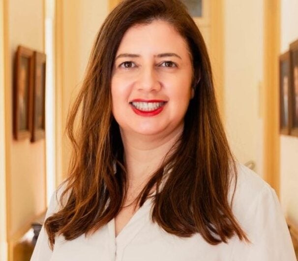 Juliana Gouveia lamenta tragédia com van do TFD de Petrolândia e presta solidariedade às famílias das vítimas