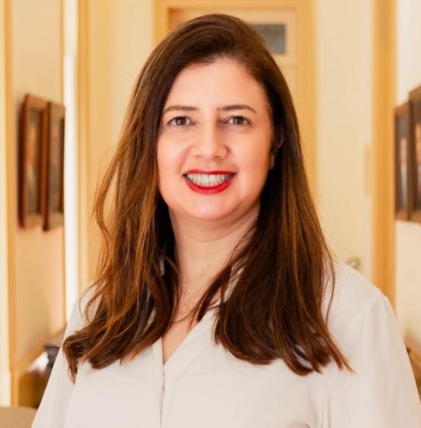 Juliana Gouveia lamenta tragédia com van do TFD de Petrolândia e presta solidariedade às famílias das vítimas