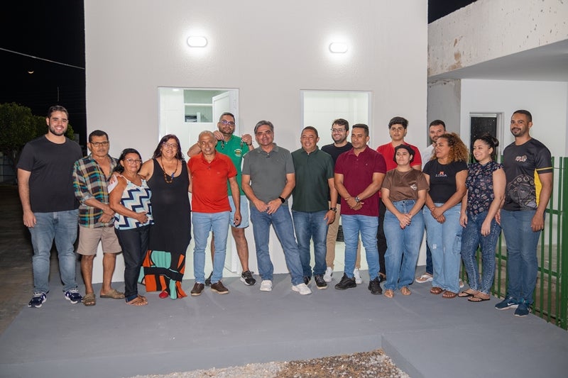 Prefeito Fabiano Marques inaugura banheiros da Praça de Alimentação e atende antiga reivindicação da população de Petrolândia