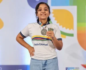 De Petrolândia para Brasília: Maria Fernanda conquista vaga no Nacional dos Jogos Escolares de Xadrez