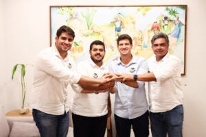 Fabiano Marques, Bruno Marques e lideranças de Tacaratu e Jatobá cumprem agenda política com João Campos no Recife