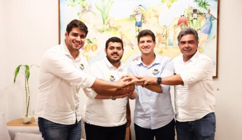 Fabiano Marques, Bruno Marques e lideranças de Tacaratu e Jatobá cumprem agenda política com João Campos no Recife
