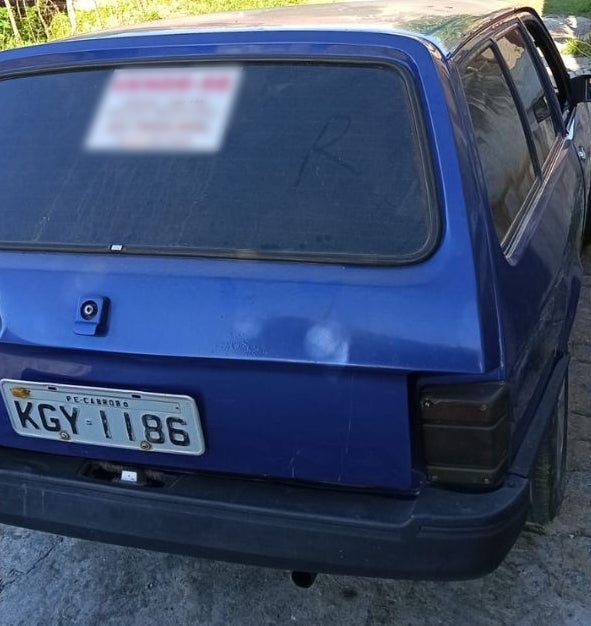 Polícia Militar conduz suspeito após furto de veículo em Tacaratu