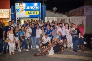 Dr. Bruno Marques dá pontapé inicial na campanha rumo à Alepe com adesivaço em Petrolândia Dr. Bruno Marques dá pontapé inicial na campanha rumo à Alepe com adesivaço em Petrolândia