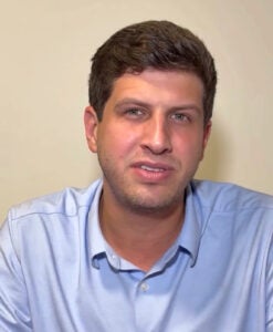 “Não vale tudo na política ou numa eleição”, diz João Campos após reportagem da Record