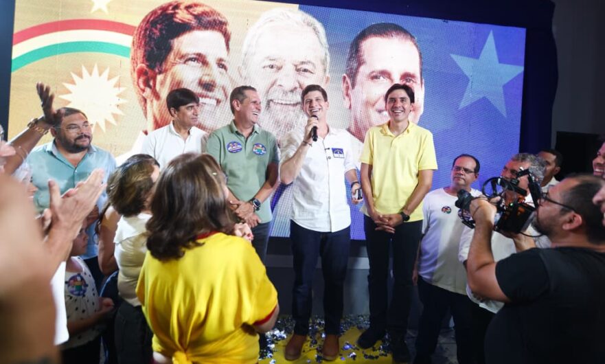 João Campos reúne lideranças em Floresta e reforça compromisso com o Sertão de Itaparica
