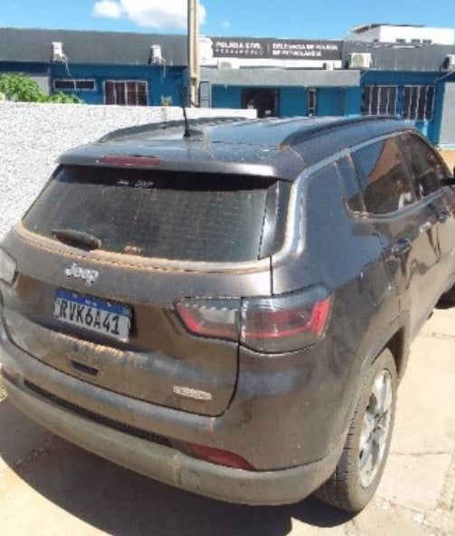 PM recupera em Petrolândia veículo com restrição de roubo ou furto durante patrulhamento