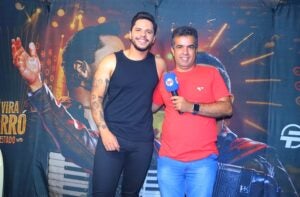 Fabinho Testado destaca força do forró e revela trajetória de superação em entrevista ao Blog PN durante show em Jatobá Fabinho Testado destaca força do forró e revela trajetória de superação em entrevista ao Blog PN durante show em Jatobá