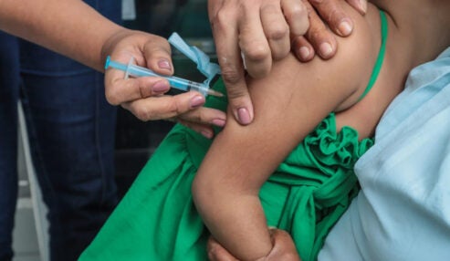 Pernambuco reforça vacinação contra sarampo após alerta de surtos fora do estado