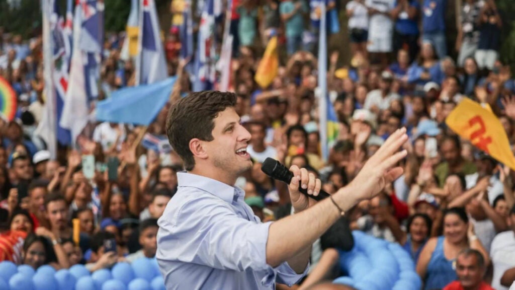 João Campos apresenta proposta para criar três novos benefícios do Pé-de-Meia em Pernambuco