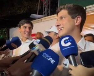 João Campos destaca união, alianças e promete campanha intensa após convenção em Pernambuco João Campos destaca união, alianças e promete campanha intensa após convenção em Pernambuco