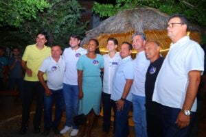 João Campos reúne lideranças em Floresta e fortalece articulação política com presença de representantes de Petrolândia João Campos reúne lideranças em Floresta e fortalece articulação política com presença de representantes de Petrolândia
