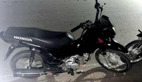 Menor é conduzido à delegacia após ser flagrado pilotando motocicleta irregularmente em Inajá