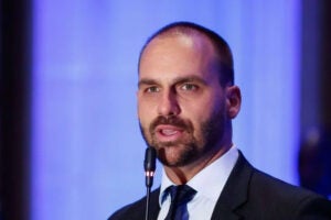 Ministro da Justiça demite Eduardo Bolsonaro da Polícia Federal por abandono de cargo Ministro da Justiça demite Eduardo Bolsonaro da Polícia Federal por abandono de cargo
