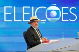 Lula quer participar de debate se formato permitir confronto com Flávio Bolsonaro, diz Edinho Silva Lula quer participar de debate se formato permitir confronto com Flávio Bolsonaro, diz Edinho Silva