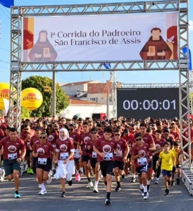 1ª Corrida do Padroeiro movimenta manhã de domingo em Petrolândia 1ª Corrida do Padroeiro movimenta manhã de domingo em Petrolândia
