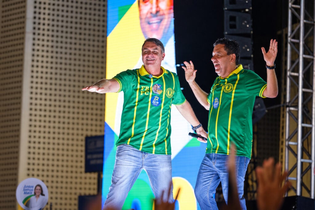 Em ato com Flávio Bolsonaro, Mendonça evita citar Raquel e critica Eduardo da Fonte