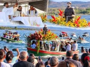 Procissão Fluvial de São Francisco reuniu fiéis no Lago de Itaparica e seguiu até igreja semi-submersa da Velha Petrolândia Procissão Fluvial de São Francisco reuniu fiéis no Lago de Itaparica e seguiu até igreja semi-submersa da Velha Petrolândia