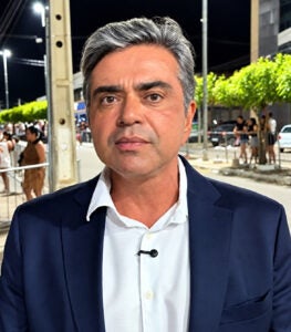 Prefeito Fabiano Marques acompanha desfile cívico do Dia da Independência em Petrolândia