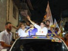 “É esse mesmo compromisso que a gente quer levar para Pernambuco”, diz João Campos em carreata pela Zona Oeste do Recife