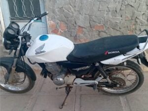 Homem é preso por embriaguez ao volante após conduzir motocicleta em zigue-zague na PE-300, em Inajá