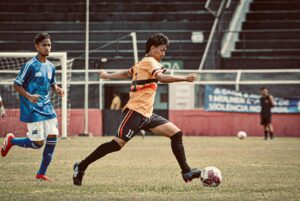 Jovem talento de Caraibeiras, Samuel estreia pela Catuense no Campeonato Baiano Sub-15