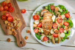 LOW CARB E CETOGÊNICA: O PAPEL DOS ADOÇANTES NESSAS DIETAS