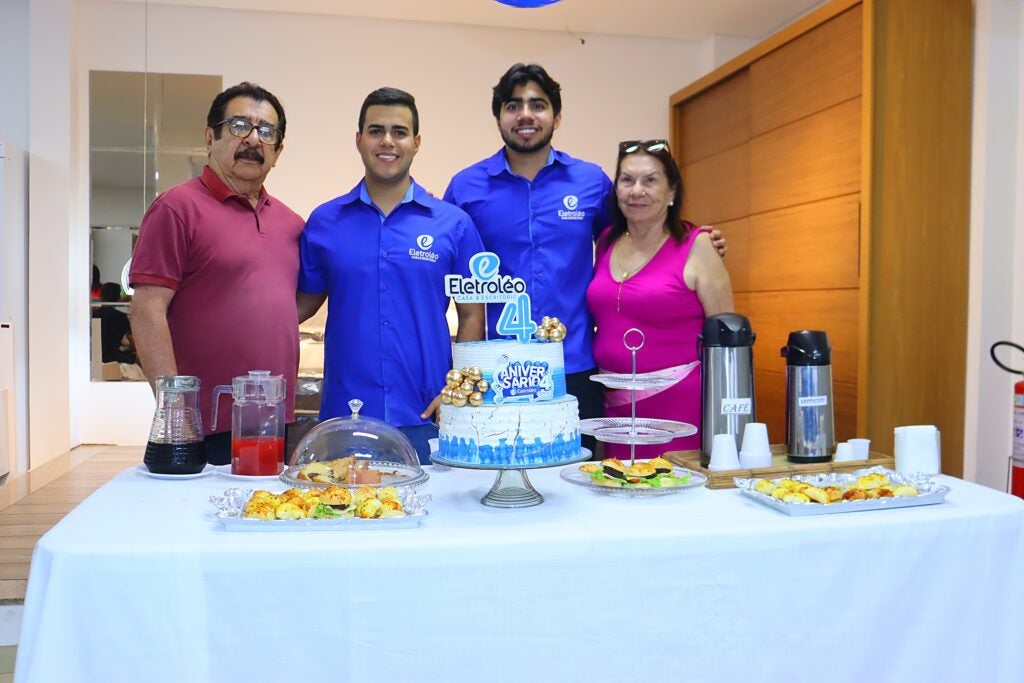 Eletroléo Casa & Escritório celebra quatro anos em Petrolândia com homenagem à trajetória da família Leal