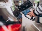 Lula reduz impostos sobre gasolina e etanol e amplia subsídio para conter preço do diesel