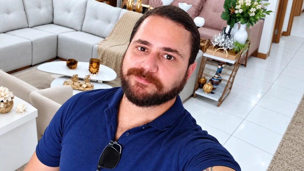 URGENTE: Homem morre carbonizado após incêndio em residência no bairro Vila Nobre, em Paulo Afonso