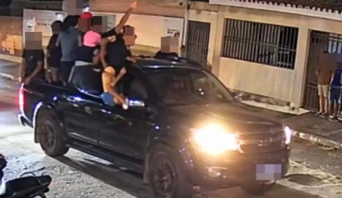 Imagens de comemoração eleitoral em Floresta mostram aparentes disparos para o alto