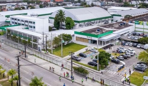 Faculdade de Pernambuco aposta em problemas reais para formar médicos e outros profissionais da saúde; entenda o método