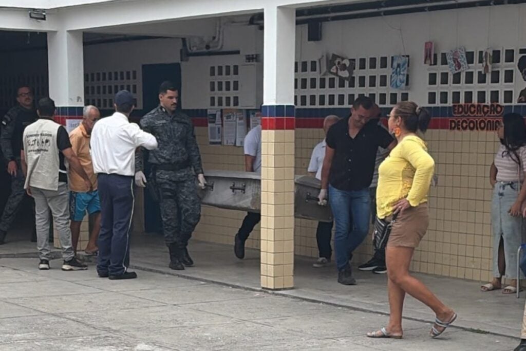 Homem passa mal e morre dentro de seção eleitoral em Cupira - Foto: Reprodução/g1