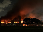 Incêndio de grandes proporções atinge prédio da UFPE no Recife