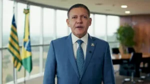 Ministro Kassio Nunes Marques, do STF, analisa pedido relacionado à condenação de Jair Bolsonaro