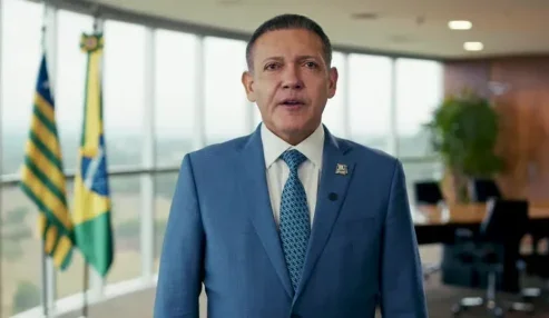 Nunes Marques analisa pedido da defesa que pode levar a novo julgamento de Jair Bolsonaro