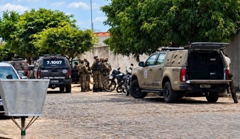Policial apresenta sinais de crise psicológica em unidade da PM na Bahia e BOPE é acionado