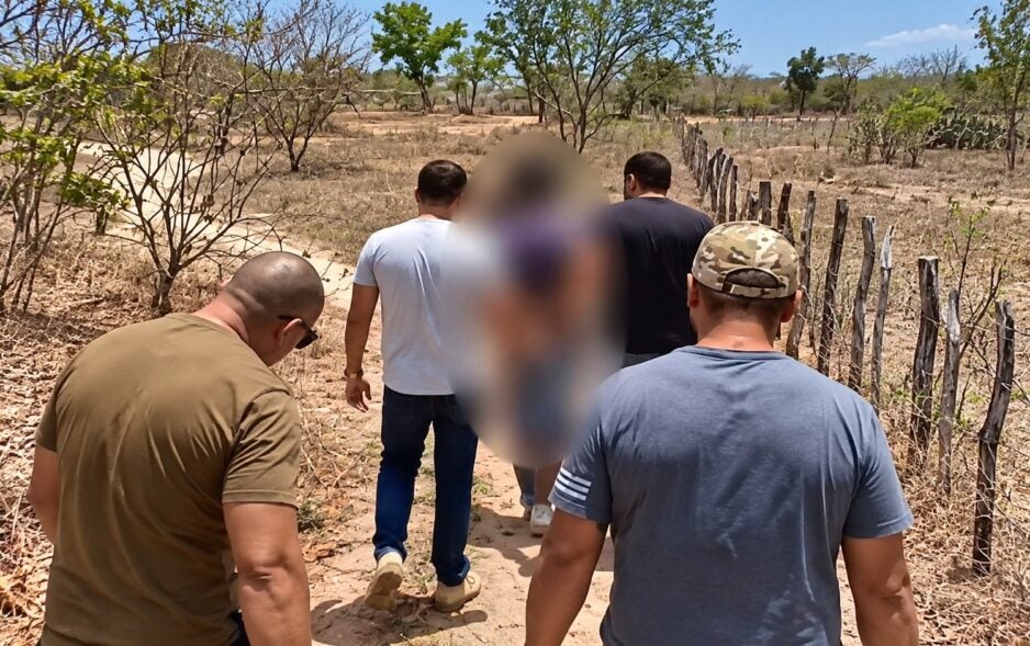 Homem é preso suspeito de violência sexual contra mulher em Santana do Ipanema; vítima sofreu ferimentos graves