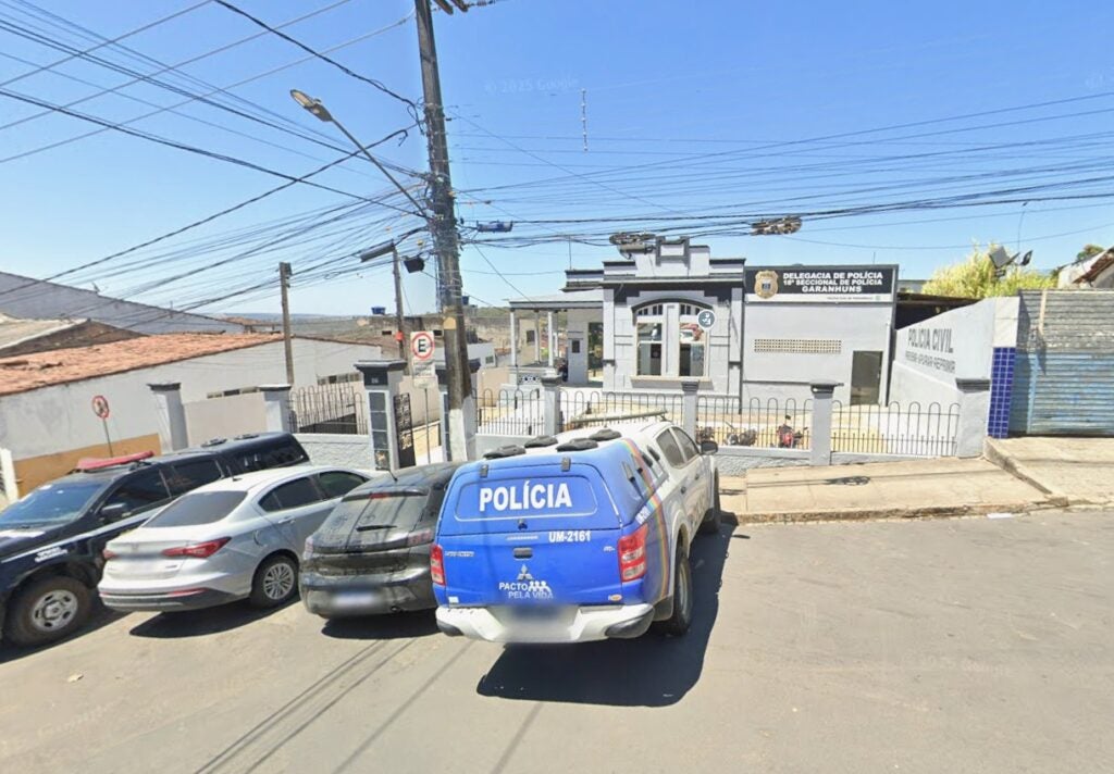 Imagem da reportagem sobre operação da Polícia Civil contra comércio ilegal de armas no Agreste