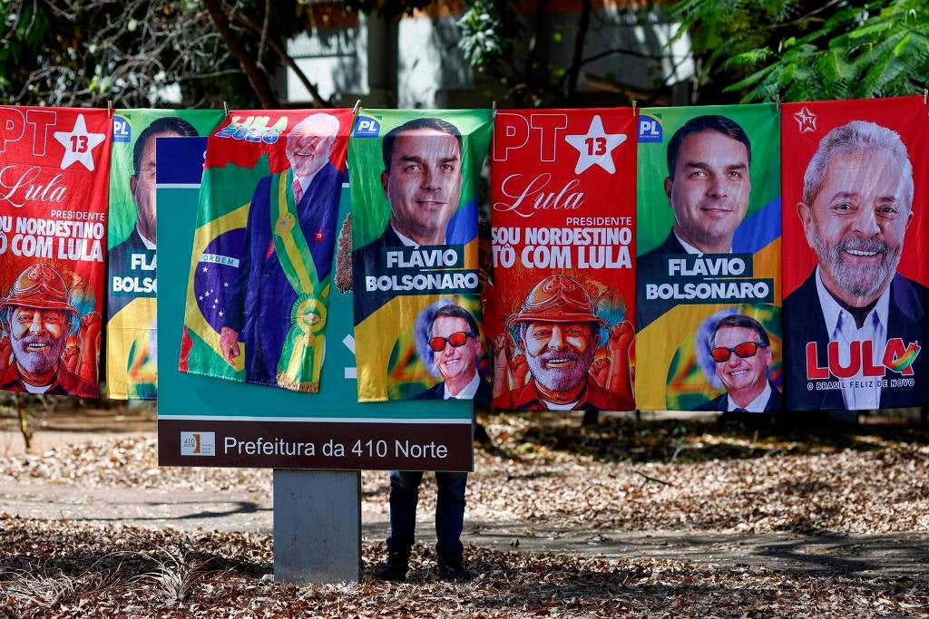 Imagem ilustrativa da votação do segundo turno presidencial entre Lula e Flávio Bolsonaro