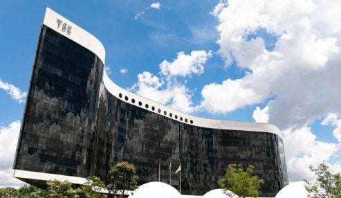 TSE dá 24 horas para Meta comprovar igualdade entre Lula e Flávio Bolsonaro e prevê multa diária de R$ 1 milhão