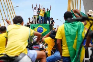 Flávio Bolsonaro durante agenda de campanha em Marabá no Pará