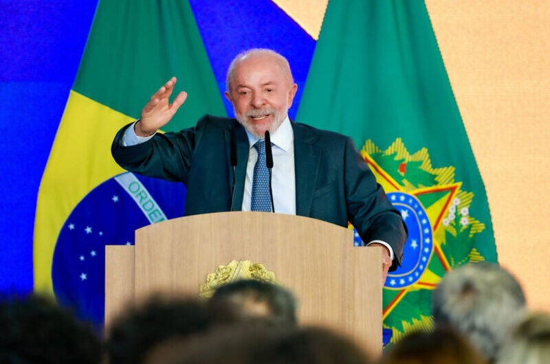 Lula na fotografia da reportagem sobre a carta aos evangélicos
